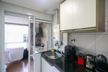 Apartamento à venda com 70m², 2 quartos e 2 vagas Apartamento à venda com 70m², 2 quartos e 2 vagasCozinha e Área de Serviço