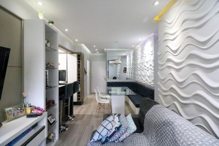 Apartamento à venda com 70m², 2 quartos e 2 vagas Apartamento à venda com 70m², 2 quartos e 2 vagasSala