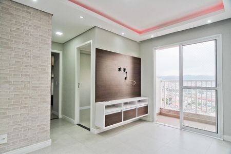 Sala de apartamento para alugar com 2 quartos, 43m² em Vila Rica, São Paulo