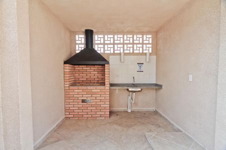 Apartamento para alugar com 43m², 2 quartos e 1 vagaÁrea comum - Churrasqueira