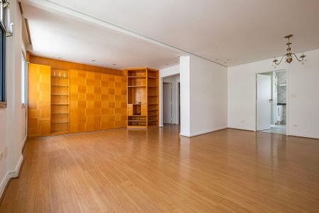 Sala de apartamento à venda com 2 quartos, 104m² em Cerqueira César, São Paulo