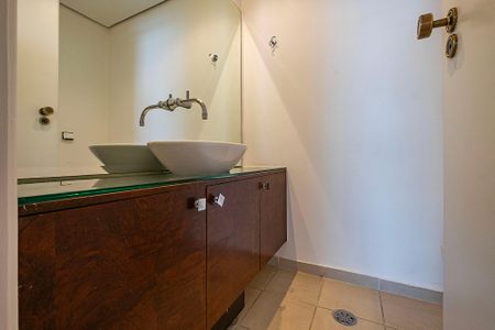 Apartamento para alugar com 104m², 2 quartos e 2 vagasLavabo