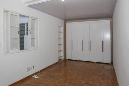 Suíte  de casa para alugar com 3 quartos, 180m² em Vila Ipojuca, São Paulo
