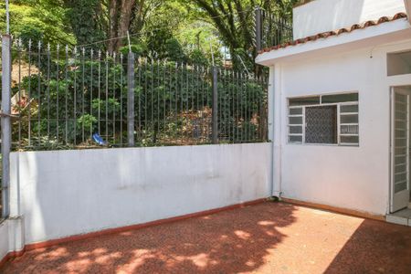 Entrada de casa para alugar com 3 quartos, 180m² em Vila Ipojuca, São Paulo