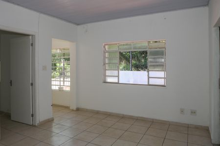 Sala de casa para alugar com 3 quartos, 180m² em Vila Ipojuca, São Paulo