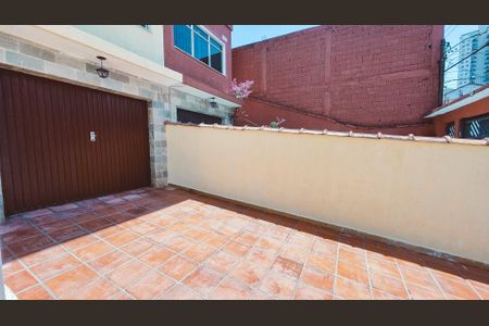 Casa à venda com 350m², 4 quartos e 3 vagas Casa à venda com 350m², 4 quartos e 3 vagasGaragem