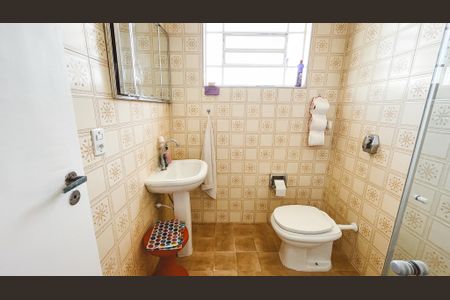 Casa à venda com 350m², 4 quartos e 3 vagas Casa à venda com 350m², 4 quartos e 3 vagasBanheiro da Suíte