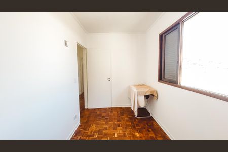 Casa à venda com 350m², 4 quartos e 3 vagas Casa à venda com 350m², 4 quartos e 3 vagasQuarto 2