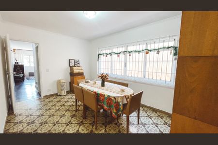 Casa à venda com 350m², 4 quartos e 3 vagas Casa à venda com 350m², 4 quartos e 3 vagasSala de Jantar