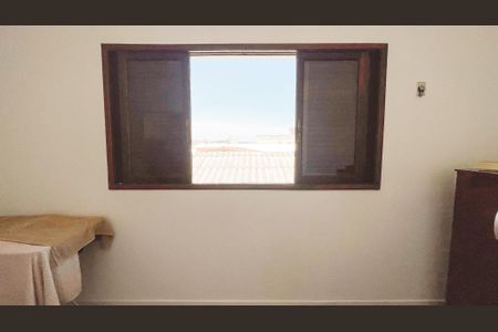 Casa à venda com 350m², 4 quartos e 3 vagas Casa à venda com 350m², 4 quartos e 3 vagasQuarto 2