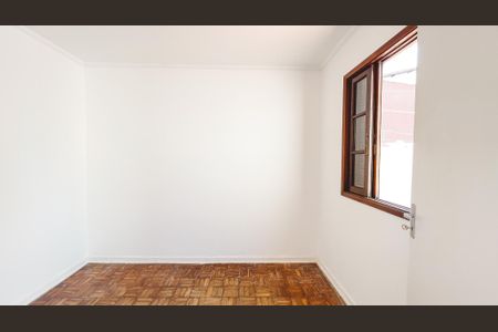 Casa à venda com 350m², 4 quartos e 3 vagas Casa à venda com 350m², 4 quartos e 3 vagasQuarto de Serviço