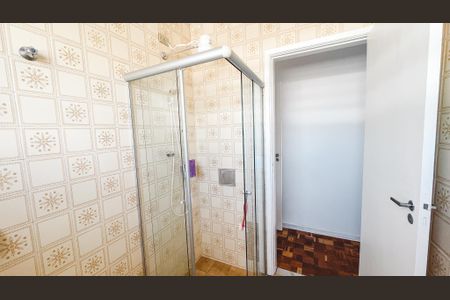 Casa à venda com 350m², 4 quartos e 3 vagas Casa à venda com 350m², 4 quartos e 3 vagasBanheiro da Suíte