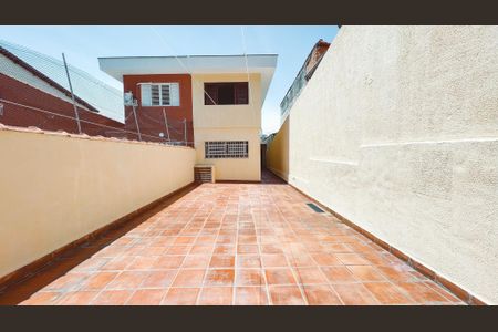 Casa à venda com 350m², 4 quartos e 3 vagas Casa à venda com 350m², 4 quartos e 3 vagasQuintal