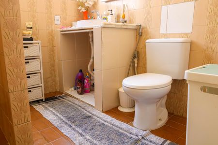 Casa para alugar com 57m², 2 quartos e sem vaga Casa para alugar com 57m², 2 quartos e sem vagaBanheiro