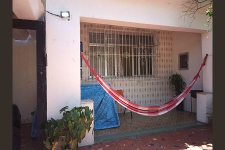 Casa para alugar com 57m², 2 quartos e sem vaga Casa para alugar com 57m², 2 quartos e sem vagaVaranda