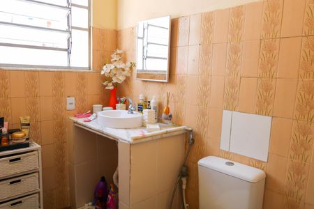 Casa para alugar com 57m², 2 quartos e sem vaga Casa para alugar com 57m², 2 quartos e sem vagaBanheiro