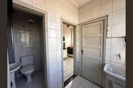 Apartamento para alugar com 78m², 3 quartos e sem vaga Apartamento para alugar com 78m², 3 quartos e sem vagaBanheiro 2