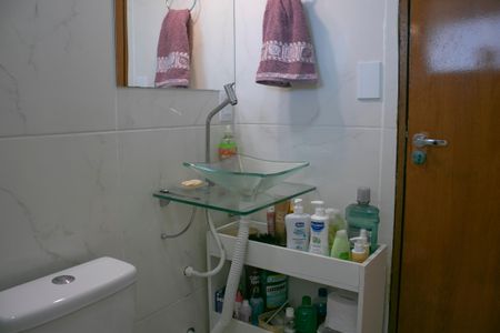 Casa para alugar com 400m², 4 quartos e 8 vagasBanheiro Social