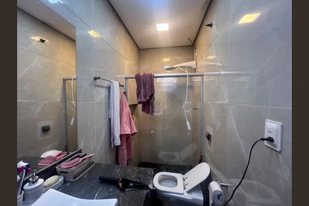 Casa para alugar com 400m², 4 quartos e 8 vagasBanheiro da Suíte 2