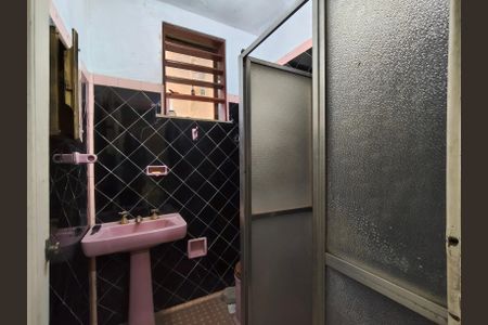 Casa à venda com 628m², 5 quartos e 2 vagas Casa à venda com 628m², 5 quartos e 2 vagasBanheiro 1