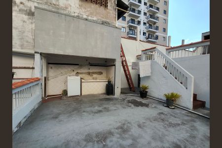 Casa à venda com 628m², 5 quartos e 2 vagas Casa à venda com 628m², 5 quartos e 2 vagasÁrea de Serviço