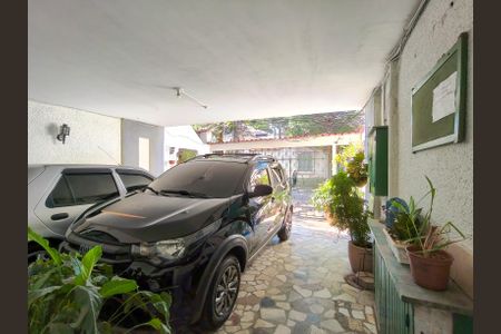 Casa à venda com 628m², 5 quartos e 2 vagas Casa à venda com 628m², 5 quartos e 2 vagasGaragem