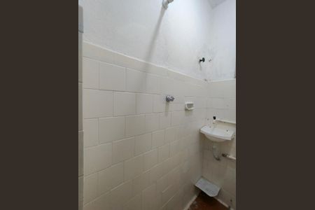 Casa à venda com 628m², 5 quartos e 2 vagas Casa à venda com 628m², 5 quartos e 2 vagasBanheiro da Suíte 2