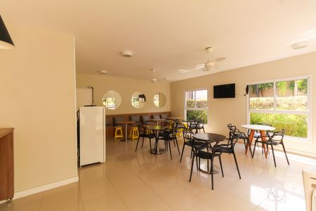 Apartamento para alugar com 45m², 2 quartos e 1 vagaÁrea comum - Salão de festas