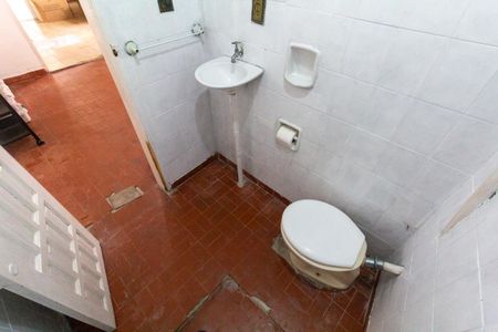 Casa à venda com 115m², 5 quartos e 2 vagasCasa 2: Banheiro