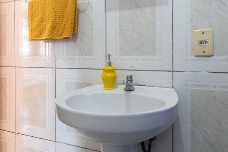 Apartamento para alugar com 90m², 2 quartos e sem vagaBanheiro