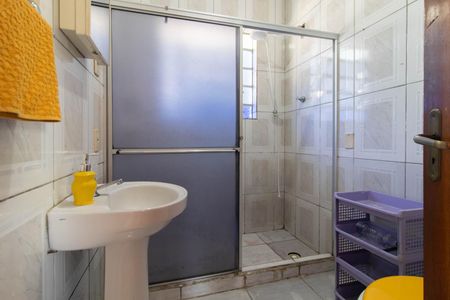 Apartamento para alugar com 90m², 2 quartos e sem vagaBanheiro