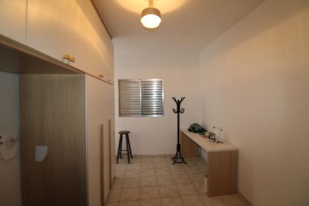 Casa para alugar com 135m², 3 quartos e 1 vagaQuarto 2