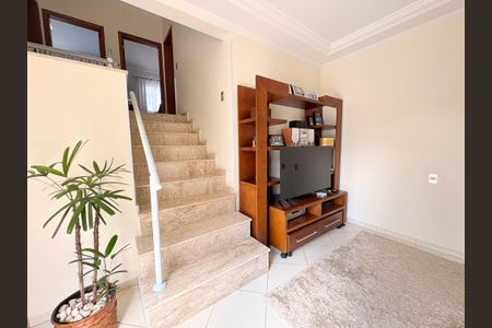 Sala de TV de casa à venda com 3 quartos, 230m² em Anhangabaú, Jundiaí