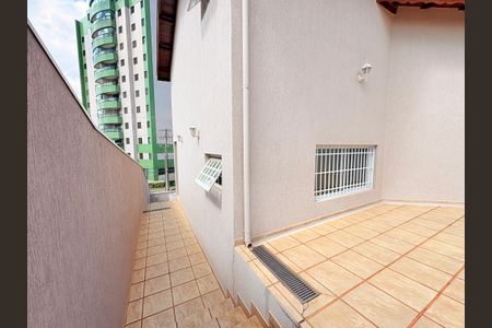 Casa à venda com 230m², 3 quartos e 3 vagasQuintal