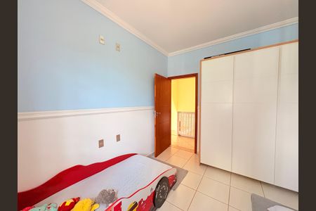 Casa à venda com 230m², 3 quartos e 3 vagasQuarto 2