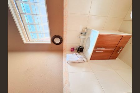 Casa à venda com 230m², 3 quartos e 3 vagasLavabo