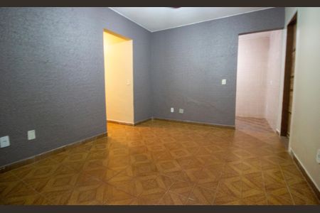 Casa para alugar com 3 quartos, 250m² em Ceilândia, Brasília