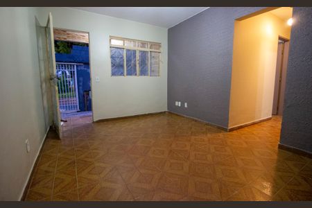 Casa para alugar com 3 quartos, 250m² em Ceilândia, Brasília