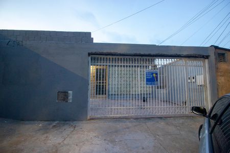 Casa para alugar com 250m², 3 quartos e 1 vagaFachada