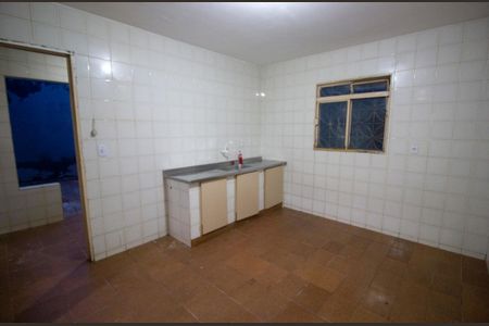 Casa para alugar com 250m², 3 quartos e 1 vagaCozinha