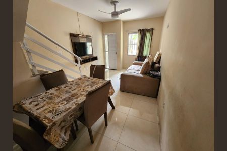 Casa para alugar com 2 quartos, 75m² em Centro, Nilópolis