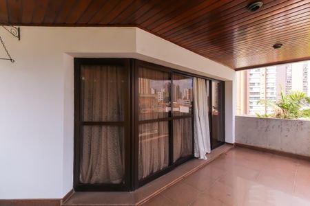Varanda de apartamento para alugar com 3 quartos, 206m² em Vila Gomes Cardim, São Paulo