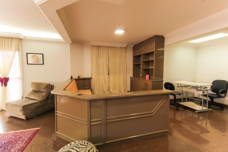 Apartamento para alugar com 206m², 3 quartos e 3 vagasSala