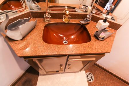 Apartamento para alugar com 206m², 3 quartos e 3 vagasLavabo