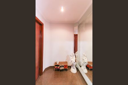 Apartamento para alugar com 206m², 3 quartos e 3 vagasHall