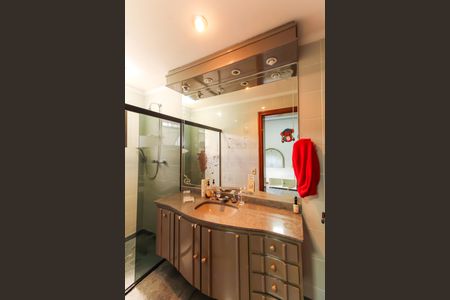 Apartamento para alugar com 206m², 3 quartos e 3 vagasBanheiro da Suíte 1