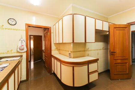 Apartamento para alugar com 206m², 3 quartos e 3 vagasCozinha