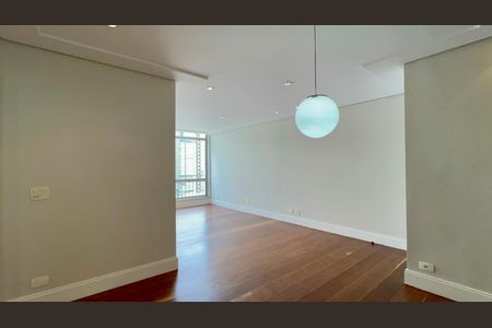 Apartamento à venda com 208m², 3 quartos e 1 vagaSala de Jantar