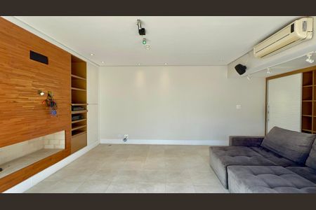 Apartamento à venda com 208m², 3 quartos e 1 vagaSala de TV