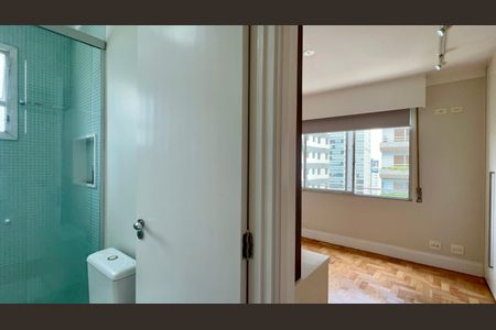 Apartamento à venda com 208m², 3 quartos e 1 vagaSuite 